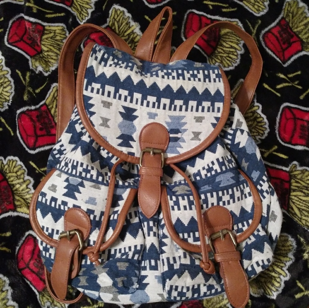 Aztec Backpack - Picture 1 of 4